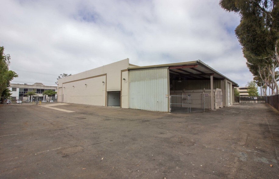 More Photos Of 3635 Afton Rd, San Diego Manufacturing For Lease