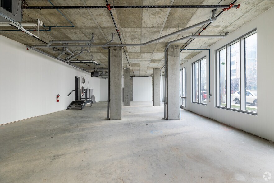 More Photos Of 2350 Rue Saint-Patrick, Montréal Apartments For Lease