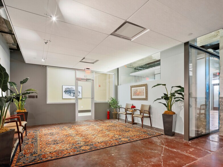 More Photos Of 201 NW 10th St, Oklahoma City Storefront Retail Office For Lease