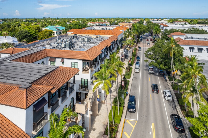 More Photos Of 780 5th Ave S, Naples Storefront Retail Office For Lease