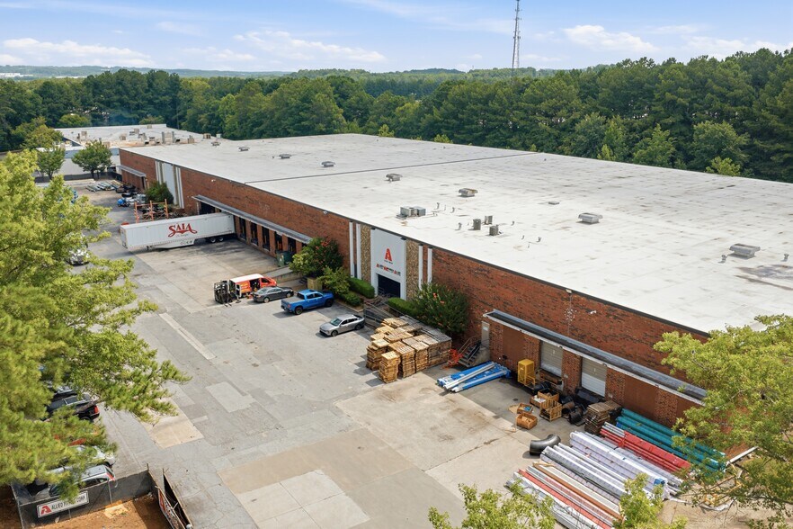 More Photos Of 6040 Lagrange Blvd SW, Atlanta Distribution For Lease