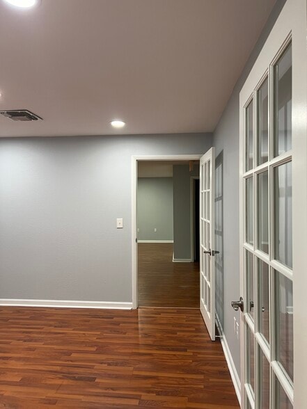 More Photos Of 1501 S Pinellas Ave, Tarpon Springs Office For Lease