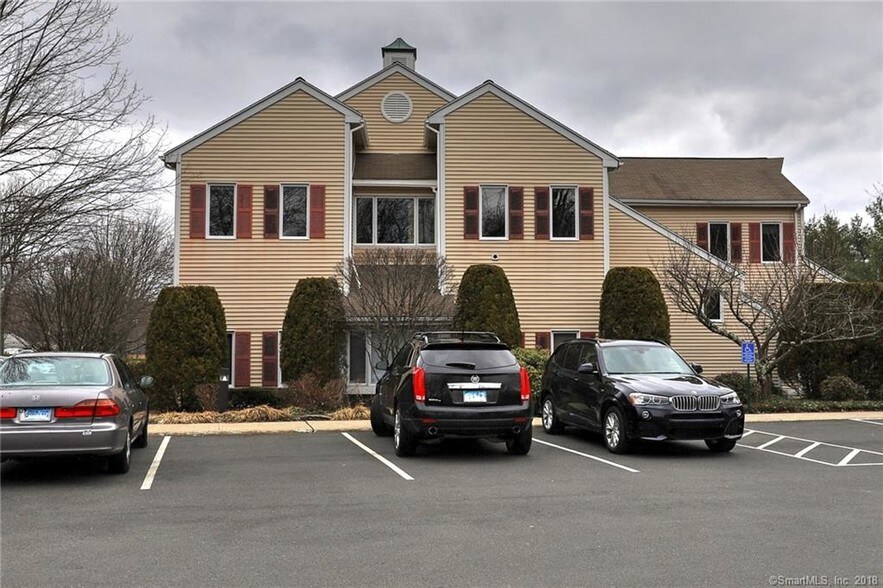 More Photos Of 324 Elm St, Monroe Medical For Sale