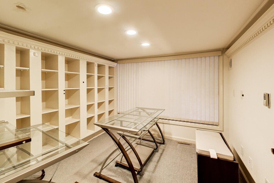 More Photos Of 217 Columbus Ave, San Francisco Restaurant For Lease