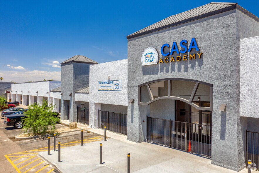 More Photos Of 8115-8129 N 35th Ave, Phoenix Unknown For Lease