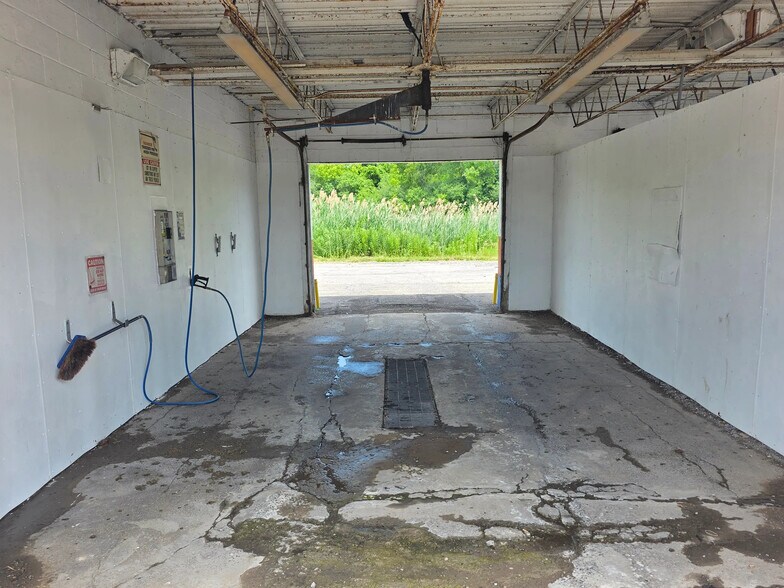 More Photos Of 4233 Long Branch Rd, Bayberry Carwash For Sale