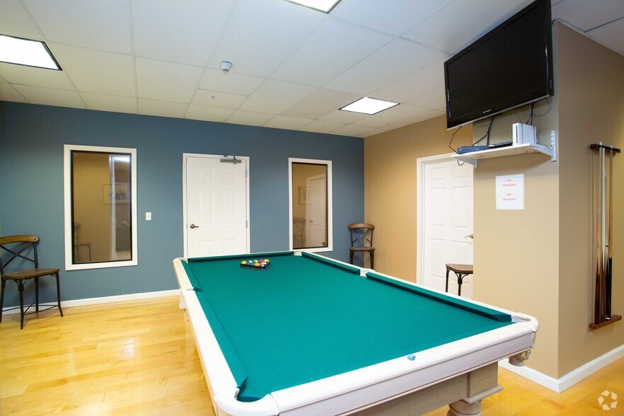 More Photos Of 555 N 4th St, Saint Louis Apartments For Sale