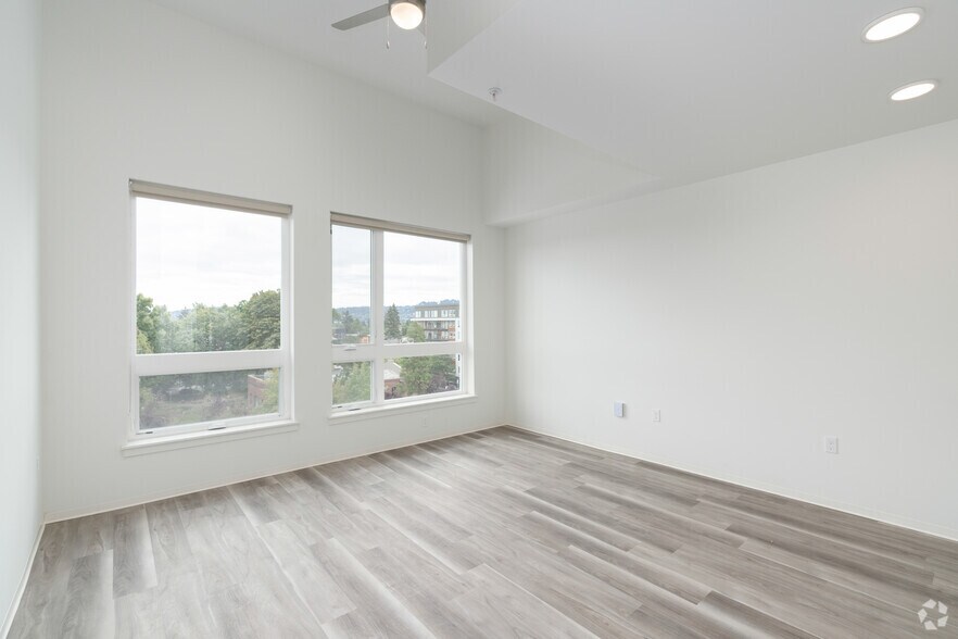 More Photos Of 5460 N Interstate Ave, Portland Apartments For Lease