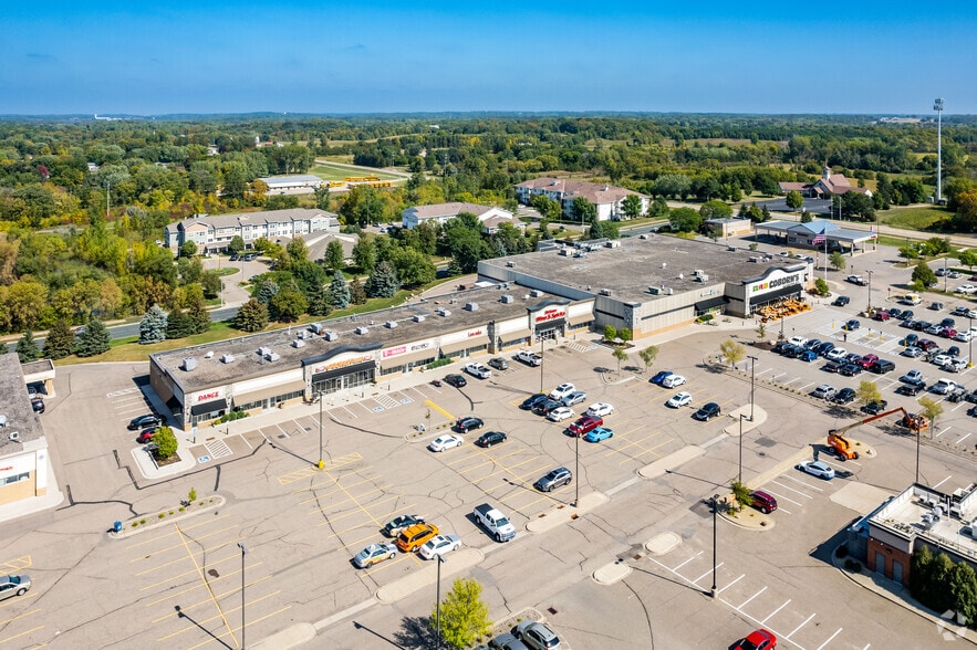 More Photos Of 1300-1490 N Babcock Blvd, Delano Unknown For Lease