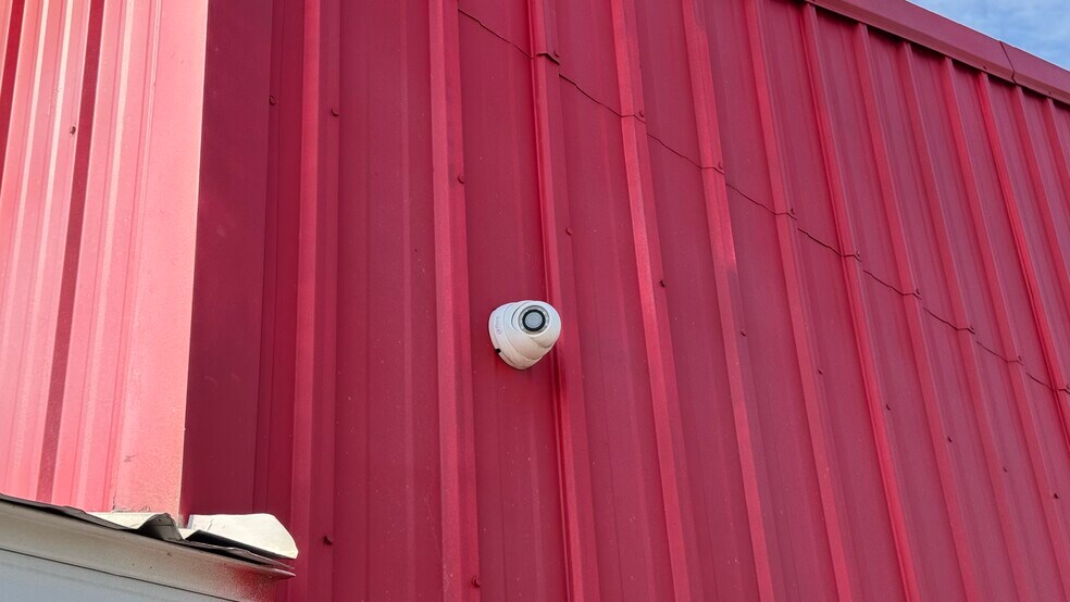 More Photos Of 215 Opportunity Blvd N, Cambridge Service For Sale