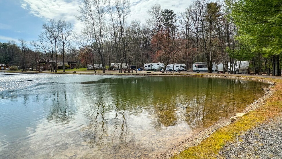 More Photos Of 63 Blue Mountain rd, Schuylkill Haven Trailer Camper Park For Sale