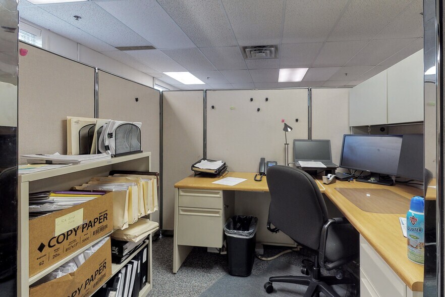 More Photos Of 2 Forest Ave, Oradell Medical For Sale