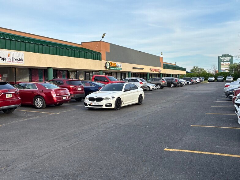 More Photos Of 5537-5597 Salem Ave, Dayton Unknown For Lease