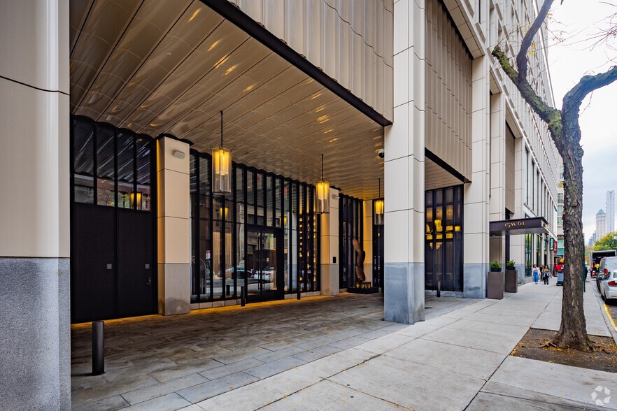 More Photos Of 1865 Broadway, New York Apartments For Lease