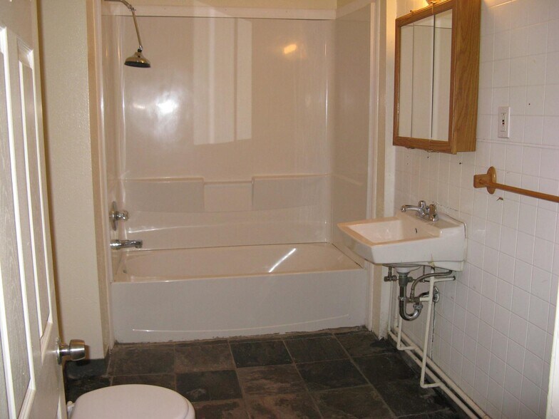 More Photos Of 1012 14th St, Boulder Apartments For Sale