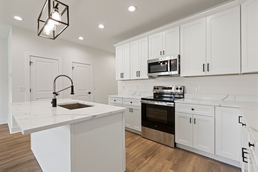 More Photos Of 114 Chella Ct, Sanford Multifamily For Sale