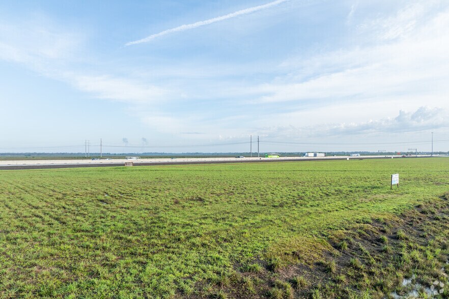 Primary Photo Of 8590 Industrial Parkway, Beaumont Warehouse For Lease