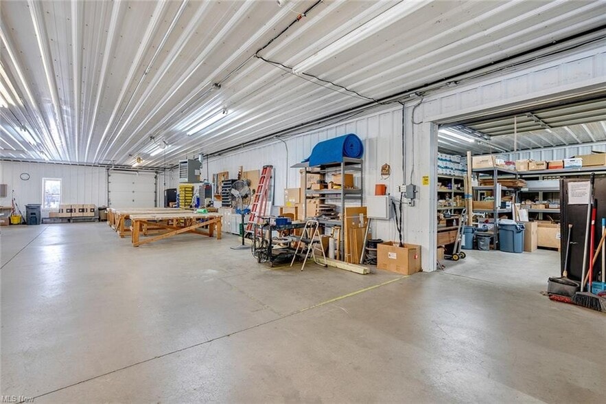 More Photos Of 10725 Struthers Rd, New Middletown Flex For Sale