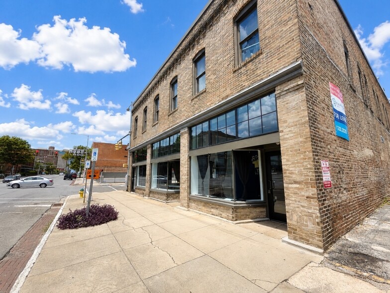 More Photos Of 2400 1st Ave N, Birmingham Storefront Retail Office For Lease