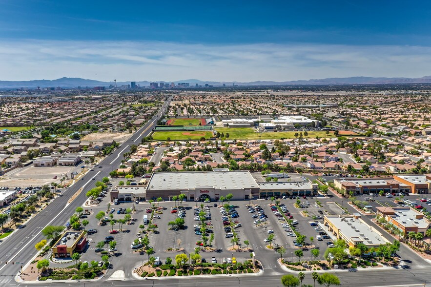 More Photos Of 3053 W Craig Rd, North Las Vegas Freestanding For Lease