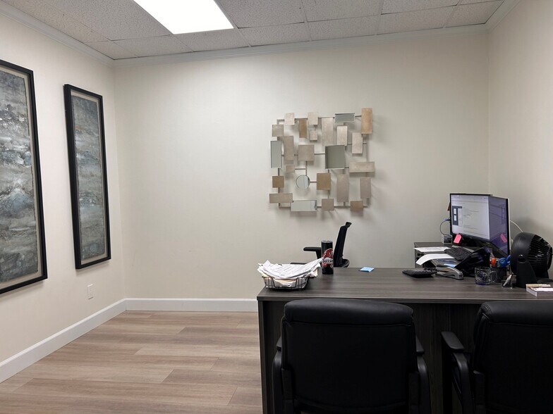 More Photos Of , Clearwater Office For Sale