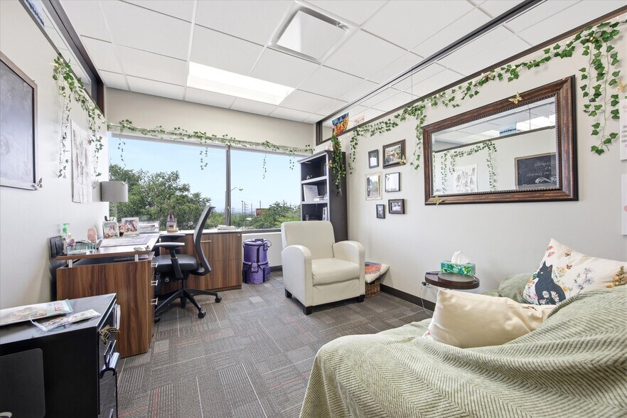 More Photos Of 2450 E Fort Union Blvd, Cottonwood Heights Office For Sale
