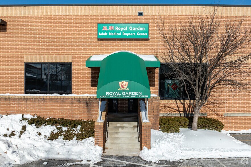 More Photos Of 9212 Berger Rd, Columbia Flex For Lease