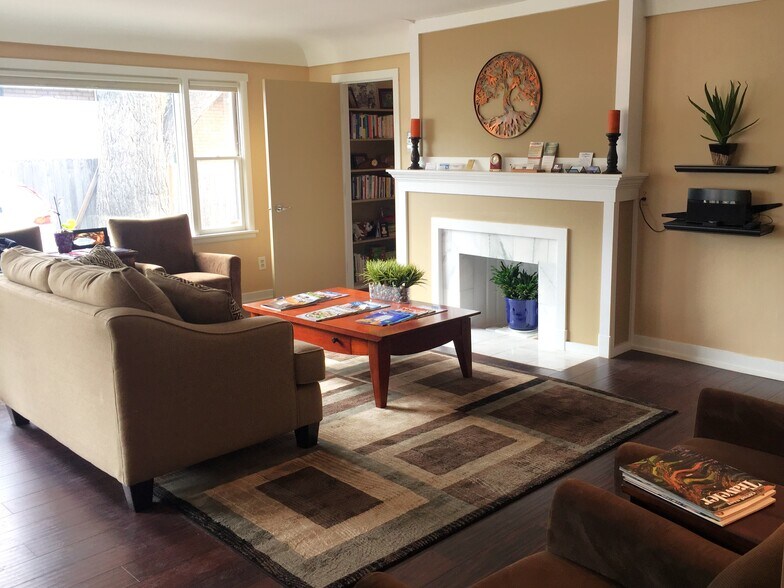 More Photos Of 2021 W Colorado Ave, Colorado Springs Office Residential For Sale