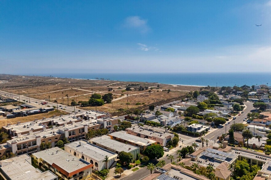 More Photos Of 8346 Manitoba St, Playa Del Rey Apartments For Sale