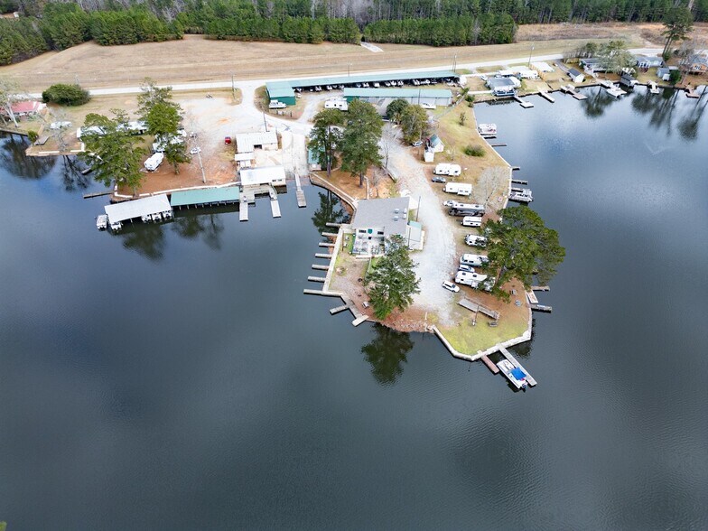 More Photos Of 8726 Jackson Lake Rd, Monticello Marina For Sale