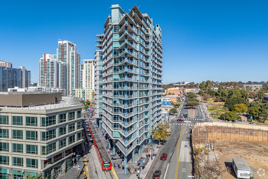 More Photos Of 1040-1080 Park Blvd, San Diego Apartments For Lease