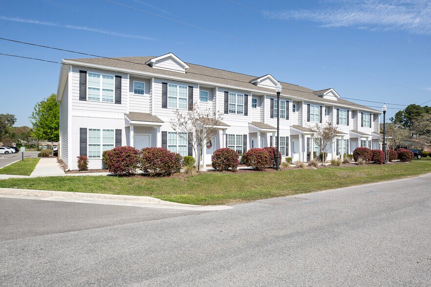 More Photos Of Village Rd @ Dresser Lane, Leland Apartments For Sale