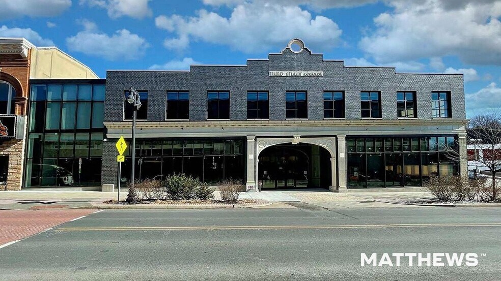 Primary Photo Of 132-142 S 3rd St, Easton Office For Sale