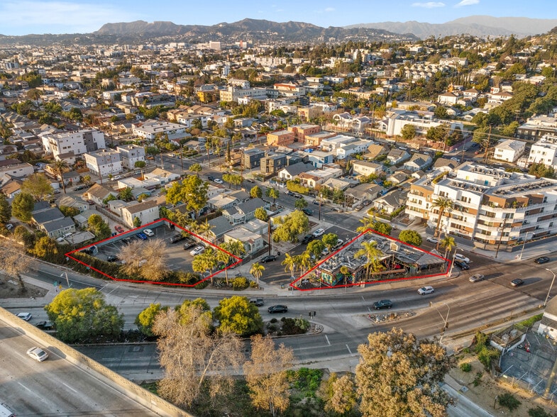 More Photos Of 451 Silver Lake Blvd, Los Angeles Restaurant For Sale