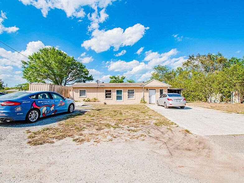 More Photos Of 5720 US Highway 1, Vero Beach Auto Repair For Sale