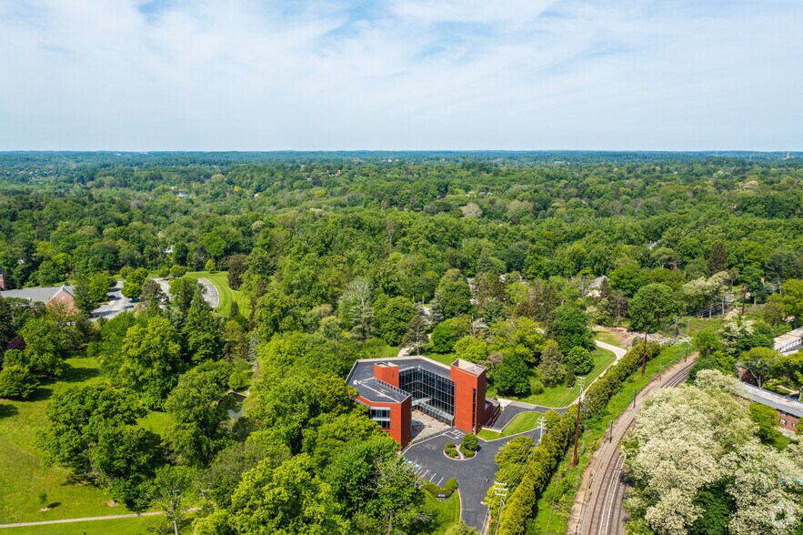 More Photos Of 270 S Bryn Mawr Ave, Bryn Mawr Office For Sale