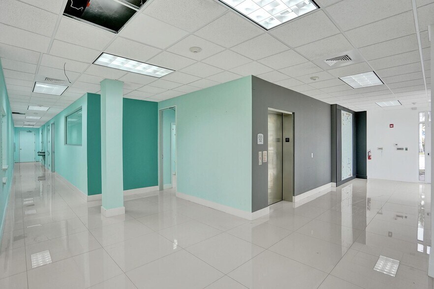 More Photos Of 15620 SW 29th St, Miramar Medical For Sale