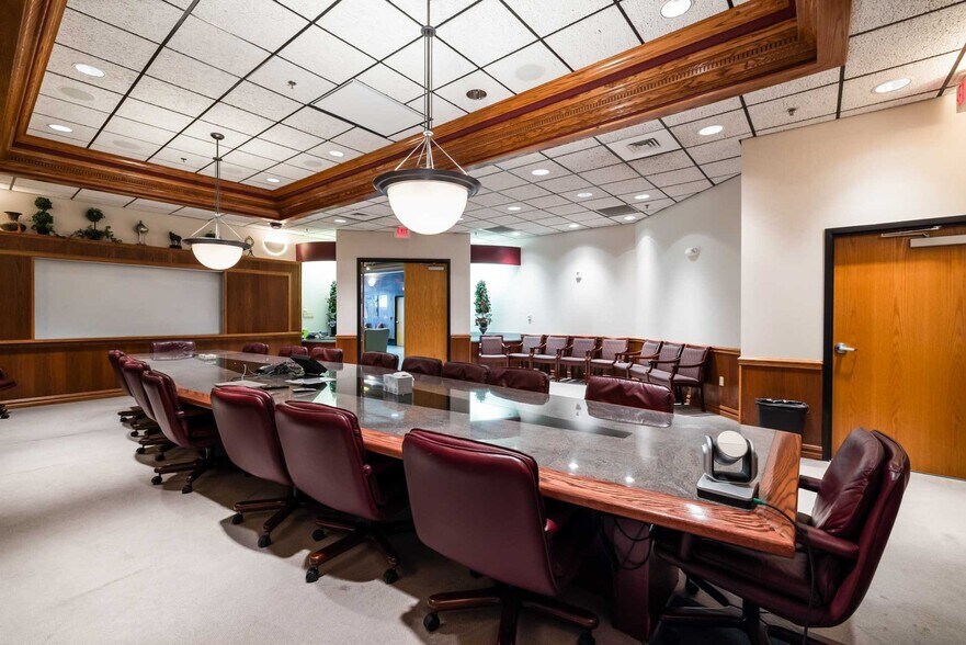 More Photos Of 1100 E Bridger Ave, Las Vegas Office For Lease