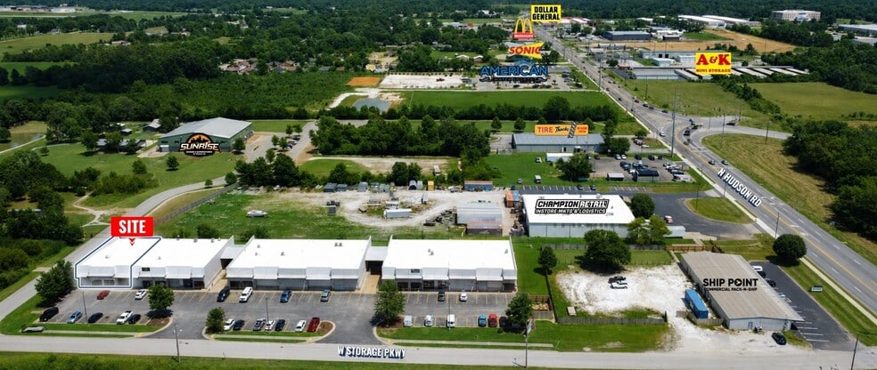 More Photos Of 2605 W Storage Parkway Rd, Rogers Flex For Lease