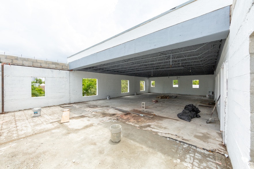 More Photos Of 4900 NE 2nd Ave, Miami Freestanding For Lease