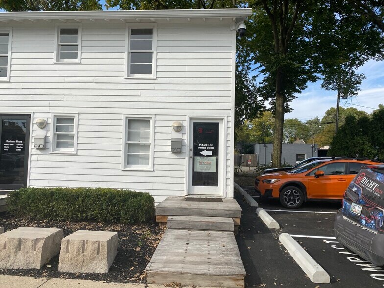 Primary Photo Of 60-70 E Oak St, Zionsville Loft Creative Space For Lease