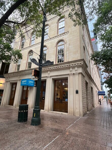 More Photos Of 620 Congress Ave, Austin Office For Lease