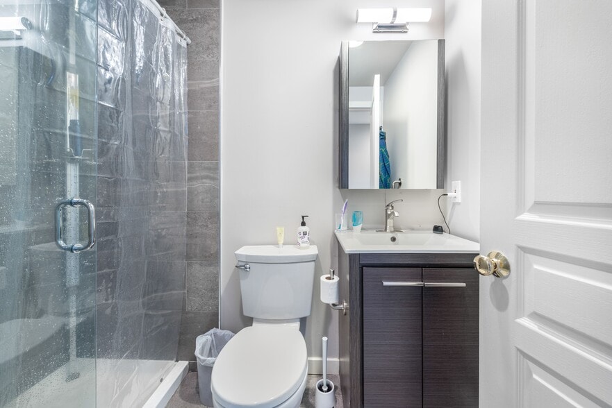 More Photos Of 919-921 Lombard St, Philadelphia Apartments For Sale