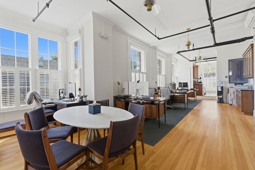 More Photos Of 10 Front St, Canton Loft Creative Space For Sale