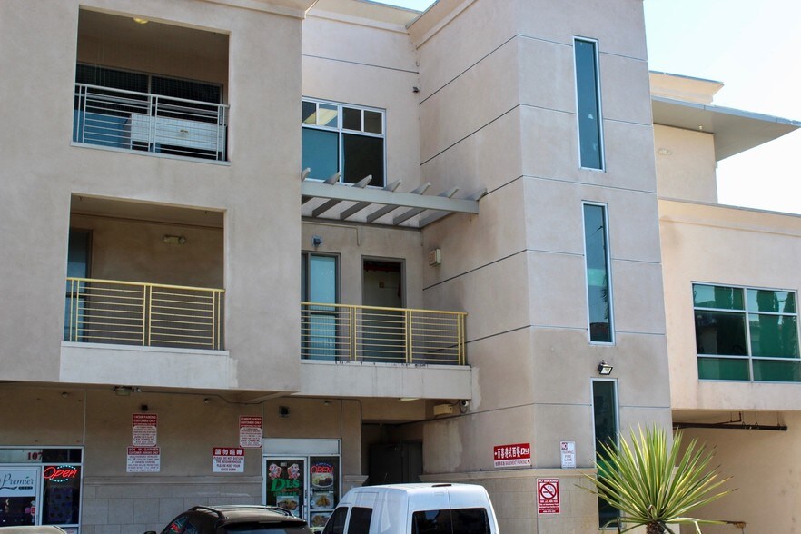 More Photos Of 501 W Garvey Ave, Monterey Park Storefront Retail Office For Lease