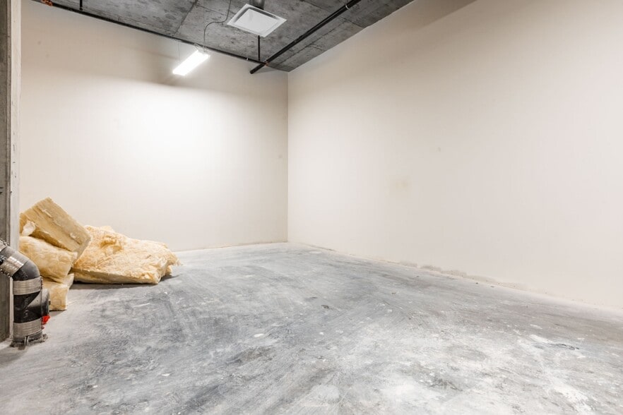 More Photos Of 2417 West High Mountain Rd, Park City Hotel For Lease