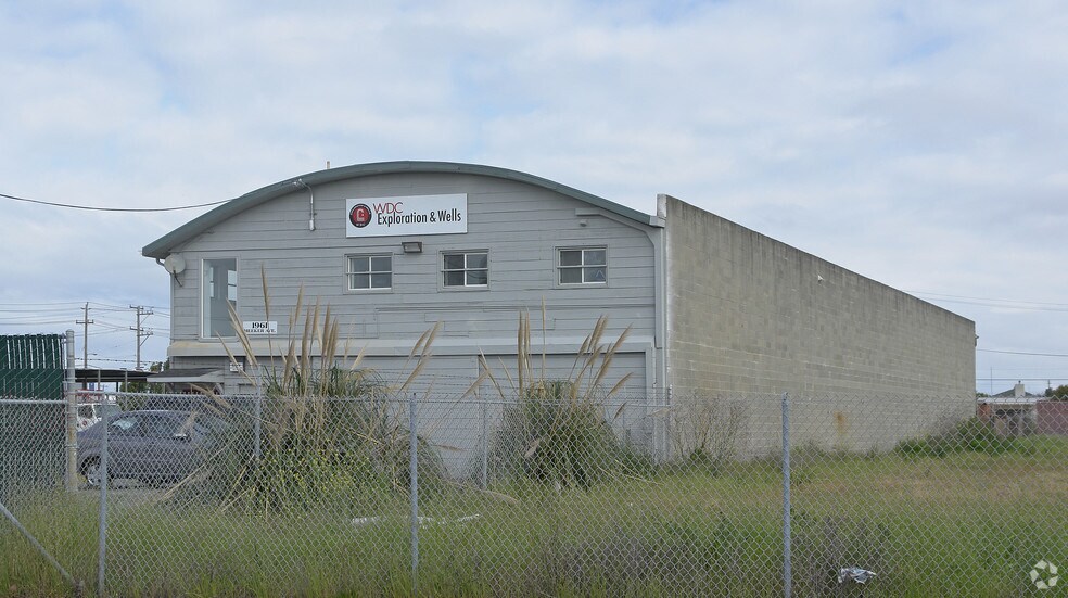 More Photos Of 1961 Meeker Ave, Richmond Warehouse For Sale