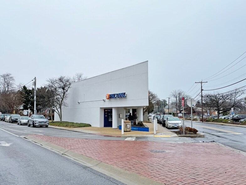 More Photos Of 921 Bay Ridge Ave, Annapolis Bank For Lease