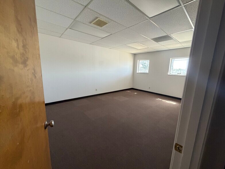 More Photos Of 2548 Paulson Rd, Turlock Manufacturing For Lease
