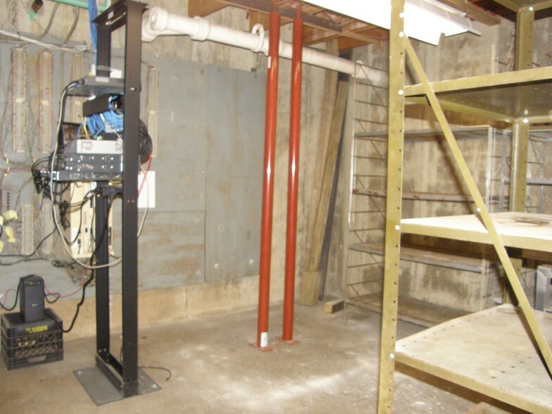 More Photos Of 2112 Industrial Dr, Niles Manufacturing For Sale